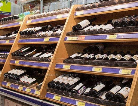 白云烟酒回收价格电话咨询