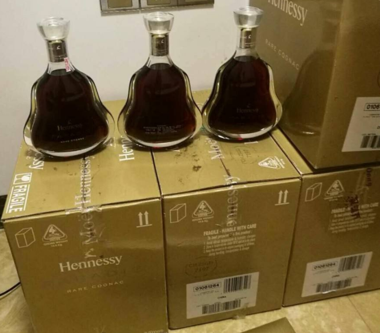 茶山礼盒装洋酒大量回收公司